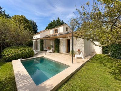 For sale Pujaut 6 rooms 133 m2 Gard (30131) photo 0