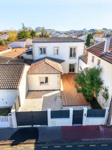 For sale Bouscat 5 rooms 107 m2 Gironde (33110) photo 0