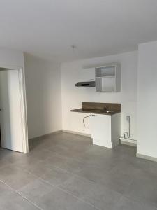 For rent Istres 2 rooms 48 m2 Bouches du Rhone (13800) photo 1