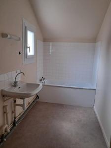 Louer Maison 64 m2 Yzeures-sur-creuse