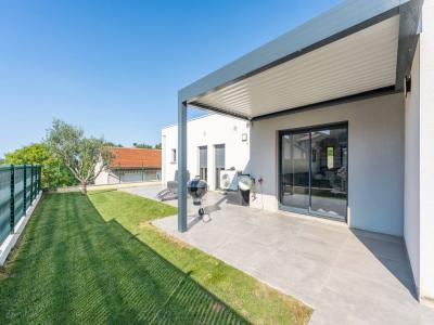 For sale Brignais 7 rooms 152 m2 Rhone (69530) photo 1