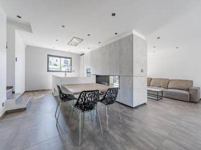 For sale Brignais 7 rooms 152 m2 Rhone (69530) photo 3
