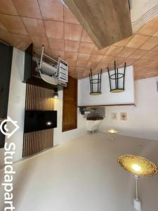 Louer Appartement 27 m2 Nimes