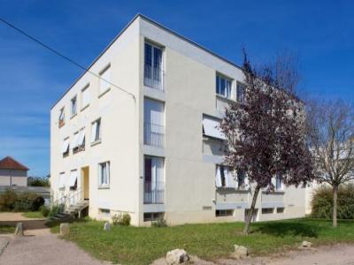 For sale Vierzon 3 rooms 71 m2 Cher (18100) photo 4