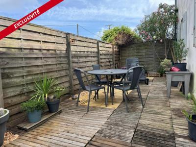 For sale Saint-pierre-d'oleron 5 rooms 97 m2 Charente maritime (17310) photo 2