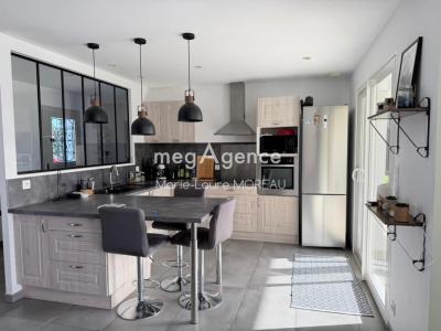For sale Grand-village-plage 3 rooms 89 m2 Charente maritime (17370) photo 3