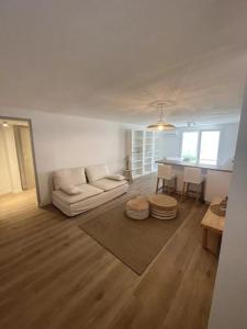 For sale Puy-sainte-reparade 3 rooms 65 m2 Bouches du Rhone (13610) photo 0