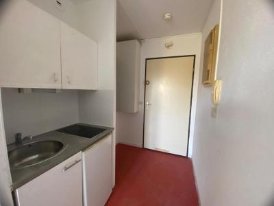 Louer Appartement 22 m2 Nimes