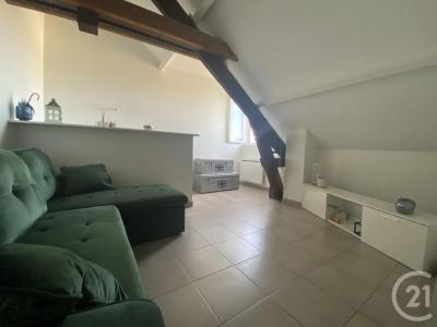 Louer Appartement 47 m2 Pont-sainte-maxence