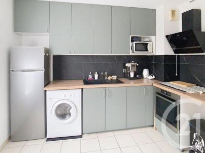 For rent Thiais 2 rooms 42 m2 Val de Marne (94320) photo 2