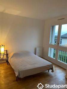 For rent Torcy 1 room 12 m2 Seine et marne (77200) photo 3