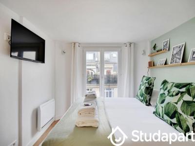 Louer Appartement 17 m2 Paris-17eme-arrondissement