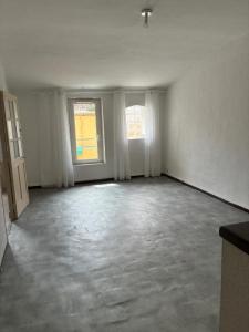 For rent Pelissanne 3 rooms 75 m2 Bouches du Rhone (13330) photo 0