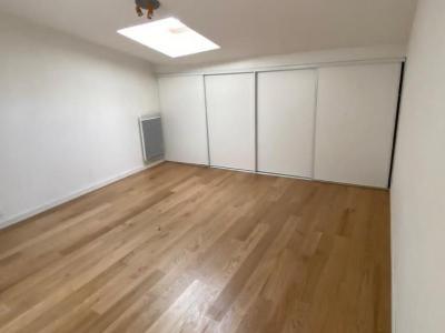 For rent Bordeaux 3 rooms 65 m2 Gironde (33000) photo 3