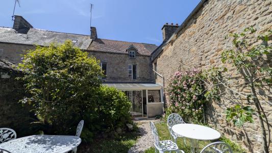 For sale 4 rooms 105 m2 Manche (50330) photo 0