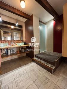 For sale Vins-sur-caramy 2 rooms 68 m2 Var (83170) photo 2