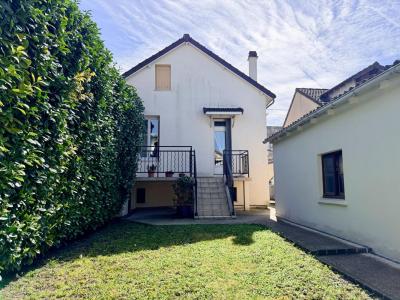 For sale Garges-les-gonesse 4 rooms 100 m2 Val d'Oise (95140) photo 0