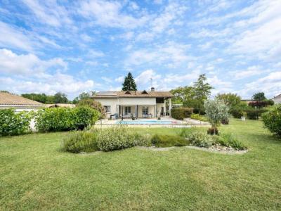 For sale Prignac-et-marcamps 5 rooms 115 m2 Gironde (33710) photo 1