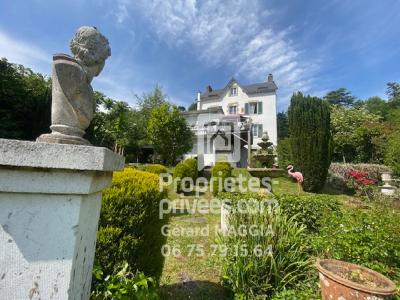 For sale Rochefort-en-terre 11 rooms 240 m2 Morbihan (56220) photo 0