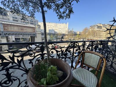 For sale Paris-15eme-arrondissement 4 rooms 71 m2 Paris (75015) photo 0
