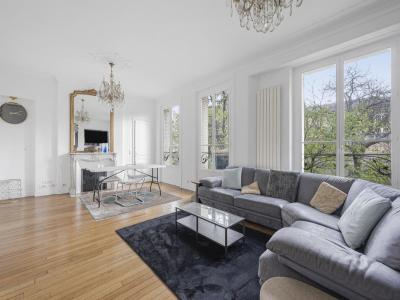For sale Paris-15eme-arrondissement 4 rooms 97 m2 Paris (75015) photo 0