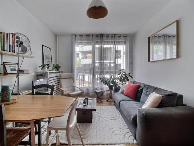 Acheter Appartement 55 m2 Suresnes