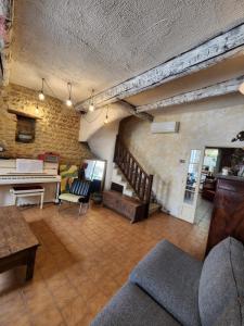 For sale Chateauneuf-du-pape 5 rooms 150 m2 Vaucluse (84230) photo 0