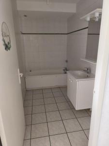 Louer Appartement Sauveterre-de-rouergue Aveyron