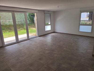 Annonce Location 5 pi�ces Appartement Villefranche-de-rouergue 12