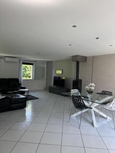 Annonce Vente 6 pi�ces Maison Ternay 69