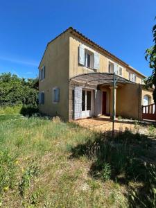 For sale Isle-sur-la-sorgue 5 rooms 92 m2 Vaucluse (84800) photo 1