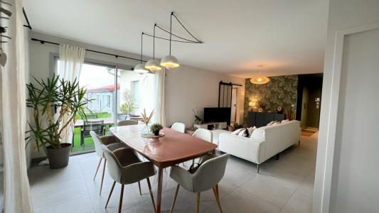 For rent Lay 100 m2 Loire (42470) photo 0