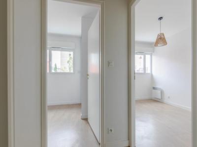 For sale Nantes 3 rooms 58 m2 Loire atlantique (44200) photo 4
