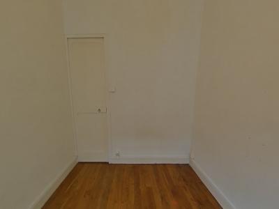 For rent Lyon-3eme-arrondissement 2 rooms 47 m2 Rhone (69003) photo 3