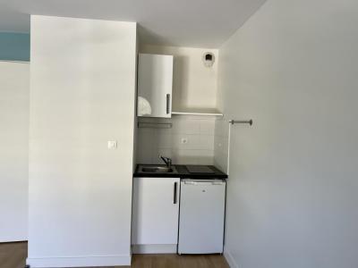 For rent Nantes 1 room 23 m2 Loire atlantique (44300) photo 3