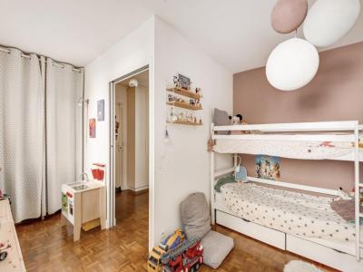 Acheter Appartement Paris-18eme-arrondissement 650000 euros