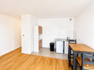 Louer Appartement 32 m2 Clamart