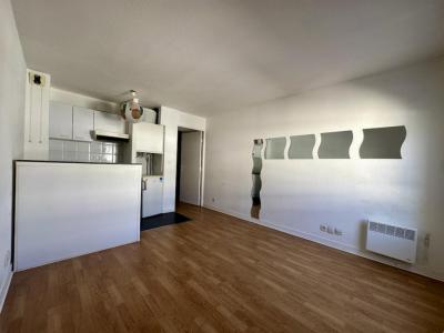 For sale Bordeaux 1 room 22 m2 Gironde (33000) photo 0