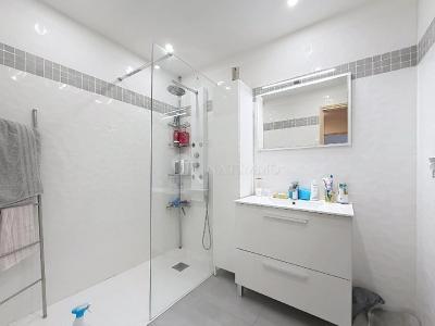 Annonce Vente 2 pi�ces Appartement  06