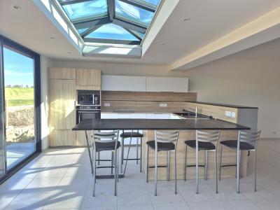 For sale CENTRE BOURG 5 rooms 117 m2 Vendee (85150) photo 2