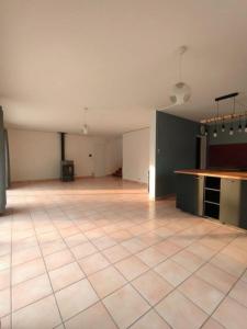 Acheter Maison 193 m2 Beaumont-la-ronce