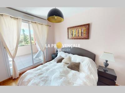 For sale Fuveau 4 rooms 99 m2 Bouches du Rhone (13710) photo 4