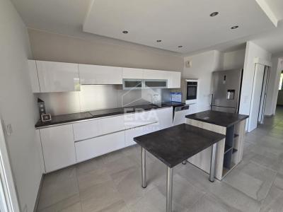 For rent Saint-laurent-du-var 4 rooms 90 m2 Alpes Maritimes (06700) photo 3