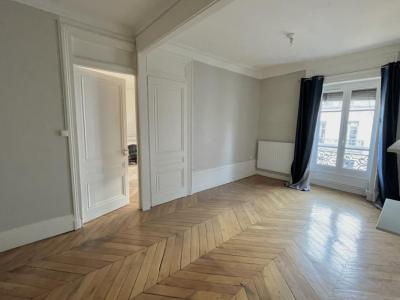 Louer Appartement Lyon-2eme-arrondissement 1145 euros