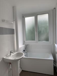 For sale Lys-lez-lannoy 1 room 34 m2 Nord (59390) photo 3
