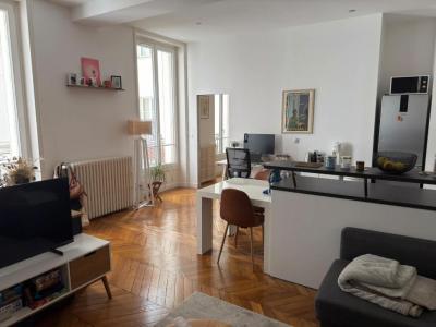Louer Appartement Paris-8eme-arrondissement Paris