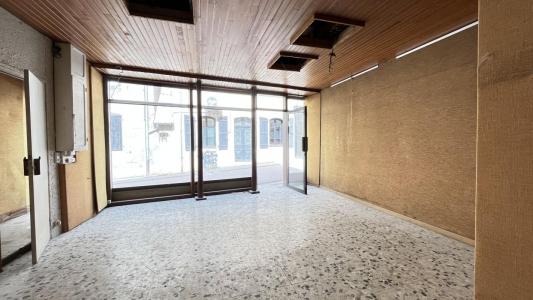 Acheter Local commercial 100 m2 Luzy