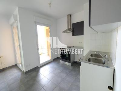 Louer Appartement 66 m2 Saint-etienne