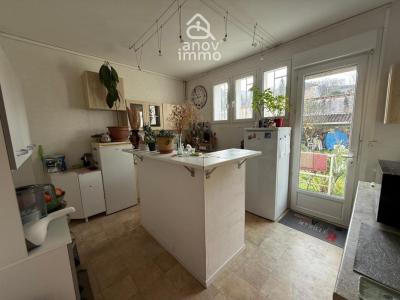 For sale Angouleme 4 rooms 125 m2 Charente (16000) photo 0