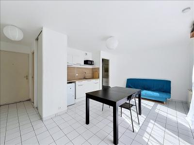 For rent Chartres 1 room 25 m2 Eure et loir (28000) photo 0